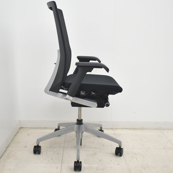 【中古】イトーキ　ヴェント　ハイバック　可動肘　オートマチックランバーテンション　シルバー脚　2025073107【中古オフィス家具】