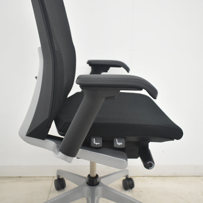 【中古】イトーキ　ヴェント　ハイバック　可動肘　オートマチックランバーテンション　2017年製　2025080201【中古オフィス家具】