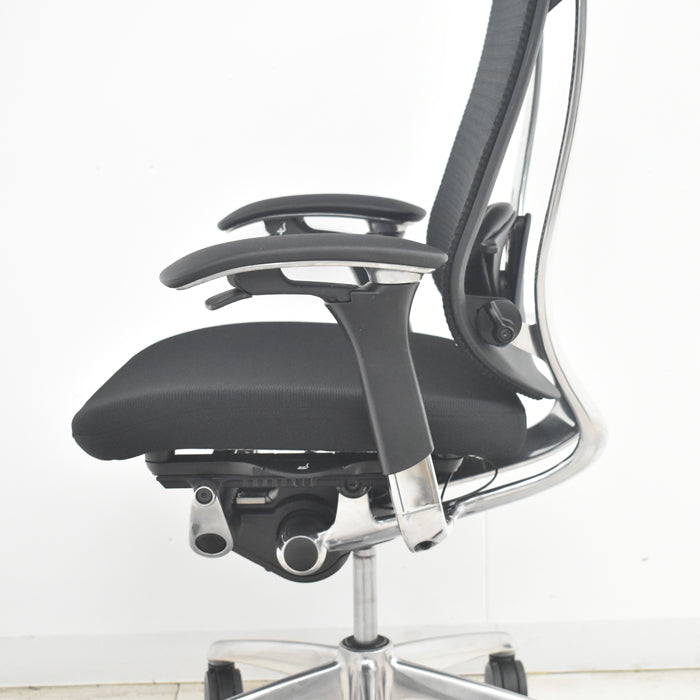 【中古】オカムラ　コンテッサ　可動肘　ランバーサポート　ポリッシュ　2025080507【中古オフィス家具】