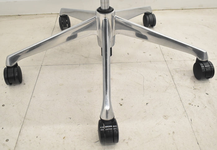 【中古】オカムラ　バロン　エクストラハイバック　可動ヘッドレスト　可動肘　ポリッシュ　ランバーサポート　2020年製　2025080608【中古オフィス家具】