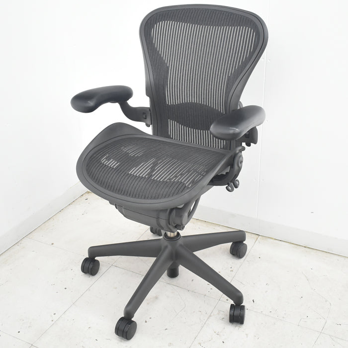 【中古】ハーマンミラー　アーロンチェア　Aサイズ　フル装備　ランバーサポート　肘レバータイプ　2025081801【中古オフィス家具】