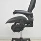 【中古】ハーマンミラー　アーロンチェア　Bサイズ　可動肘　ランバーサポート　肘レバータイプ　2025081802【中古オフィス家具】