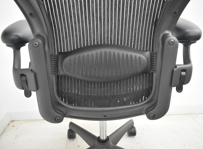 yy ハーマンミラー　アーロンチェア　中古品　Bサイズ　ダイヤル可動肘　ブラック 中古】アーロンチェア Herman Miller/ハーマンミラー 肘無