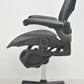 【中古】ハーマンミラー　アーロンチェア　Bサイズ　スタンダード　ハンガー　ランバーサポート　肘レバータイプ　2025081803【中古オフィス家具】