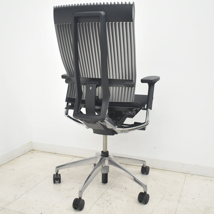 【中古】イトーキ　スピーナ　可動肘　エラストマーバック　ランバーサポート　ポリッシュ　2025081804【中古オフィス家具】