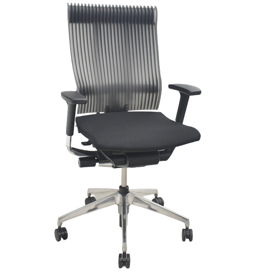 【中古】イトーキ　スピーナ　可動肘　エラストマーバック　ランバーサポート　ポリッシュ　2025081804【中古オフィス家具】