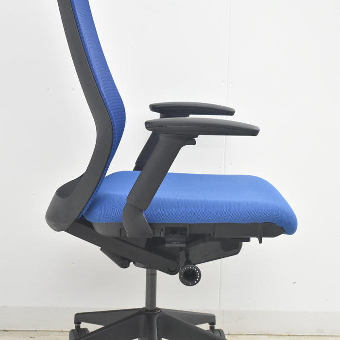 【中古】ウチダ　セレッツァ　ヘッドレスト・可動肘付　ランバーサポート　2018年製　2025082802【中古オフィス家具】