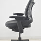 【中古】スチールケース　リープＶ２　可動肘　革張り　2025090103【中古オフィス家具】