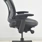 【中古】スチールケース　リープＶ２　可動肘　革張り　2025090103【中古オフィス家具】