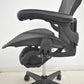【中古】ハーマンミラー　アーロンチェア　フル装備　Ｂサイズ　ランバーサポート　肘レバータイプ　2025090106【中古オフィス家具】