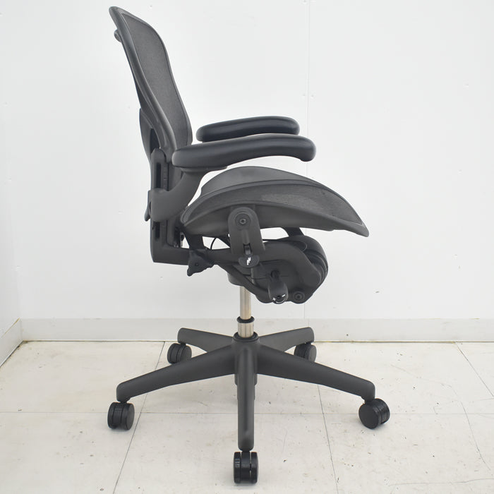 【中古】ハーマンミラー　アーロンチェア　Aサイズ　フル装備　ポスチャーフィット　2025090201【中古オフィス家具】