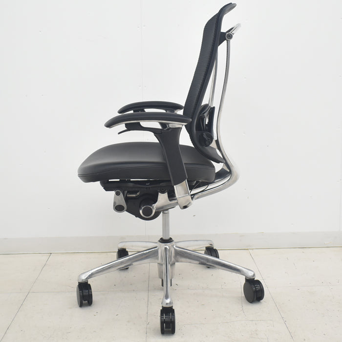 【中古】オカムラ　コンテッサ　可動肘　ランバーサポート　ポリッシュ　革張り　2025090202【中古オフィス家具】