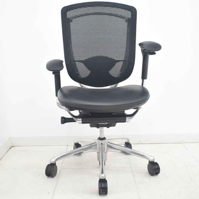 【中古】オカムラ　コンテッサ　可動肘　ランバーサポート　ポリッシュ　革張り　2025090203【中古オフィス家具】