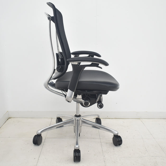 【中古】オカムラ　コンテッサ　可動肘　ランバーサポート　ポリッシュ　革張り　2025090203【中古オフィス家具】
