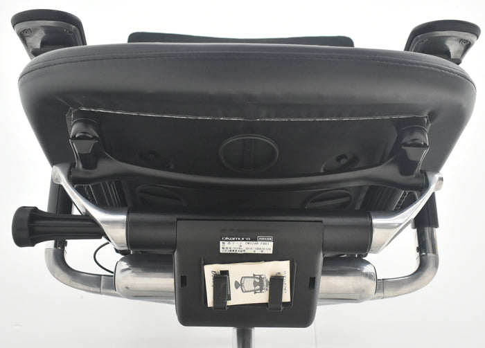 【中古】オカムラ　コンテッサ　可動肘　ランバーサポート　ポリッシュ　革張り　2025090204【中古オフィス家具】
