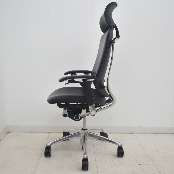 【中古】オカムラ　コンテッサ　大型ヘッドレスト　可動肘　アルミポリッシュ　革張り　2025090206【中古オフィス家具】
