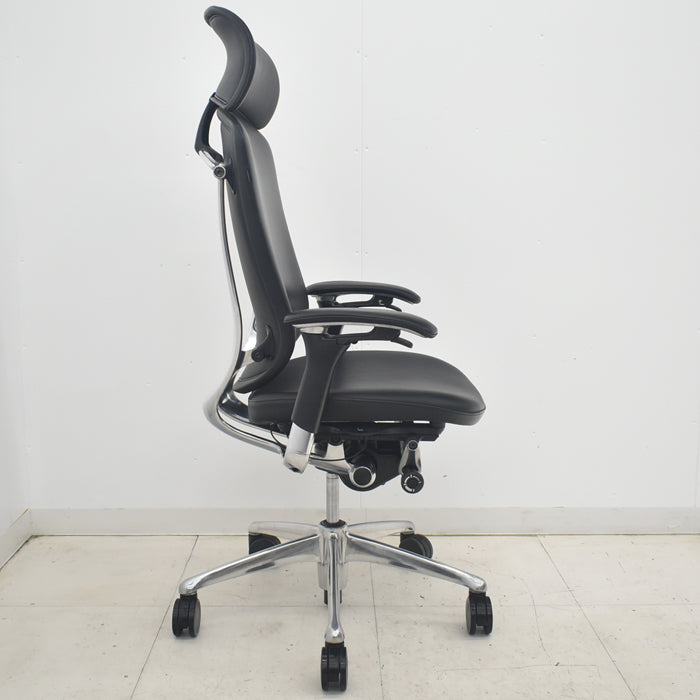 【中古】オカムラ　コンテッサ　大型ヘッドレスト　可動肘　アルミポリッシュ　革張り　2025090206【中古オフィス家具】