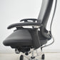 【中古】オカムラ　コンテッサ　大型ヘッドレスト　可動肘　アルミポリッシュ　革張り　2025090207【中古オフィス家具】