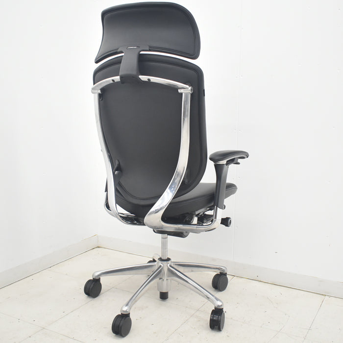 【中古】オカムラ　コンテッサ　大型ヘッドレスト　可動肘　アルミポリッシュ　革張り　2025090207【中古オフィス家具】