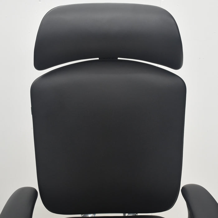 【中古】オカムラ　コンテッサ　大型ヘッドレスト　可動肘　アルミポリッシュ　革張り　2025090301【中古オフィス家具】