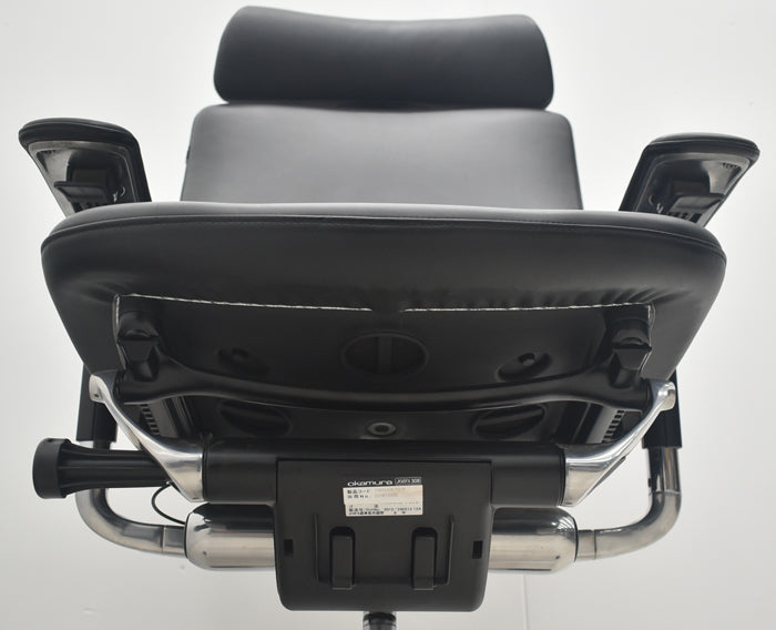 【中古】オカムラ　コンテッサ　大型ヘッドレスト　可動肘　アルミポリッシュ　革張り　2025090301【中古オフィス家具】