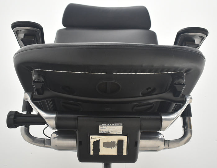 【中古】オカムラ　コンテッサ　大型ヘッドレスト　可動肘　アルミポリッシュ　革張り　2025090304【中古オフィス家具】