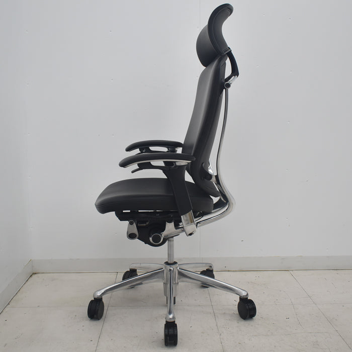 【中古】オカムラ　コンテッサ　大型ヘッドレスト　可動肘　アルミポリッシュ　革張り　2025090305【中古オフィス家具】