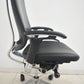 【中古】オカムラ　コンテッサ　大型ヘッドレスト　可動肘　アルミポリッシュ　革張り　2025090307【中古オフィス家具】