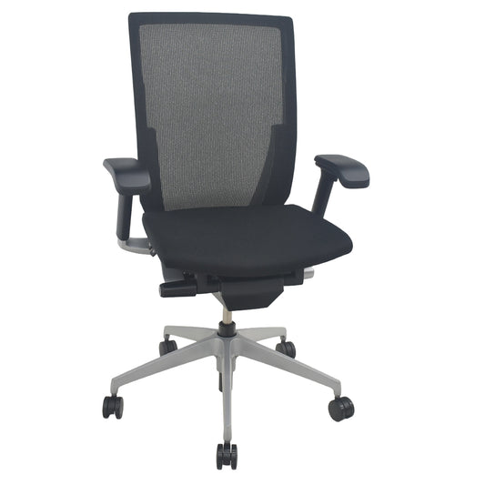 【中古】イトーキ　ヴェント　ハイバック　可動肘　シルバー脚　2025090905【中古オフィス家具】