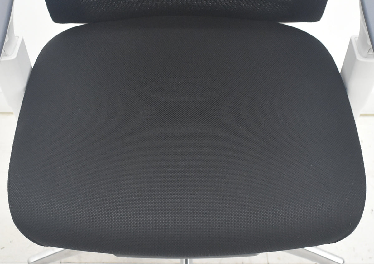 【中古】コクヨ　ベゼル　ヘッドレスト　可動肘　ウェブモーションサポート　2019年製　ポリッシュ　2025091005【中古オフィス家具】