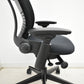 【中古】スチールケース　リープチェアＶ２　３Ｄニット　可動肘　肘パッド新型タイプ　ブラック　2025092205【中古オフィス家具】