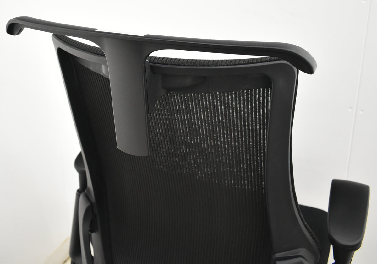 【中古】イトーキ　ｆ・エフチェア　ハイバック　可動肘　ハンガー　ストライプメッシュ　2025101406【中古オフィス家具】