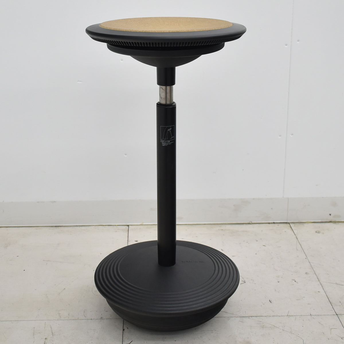 【中古】ウィルクハーン　スティッツ　コルク　2025101409【中古オフィス家具】