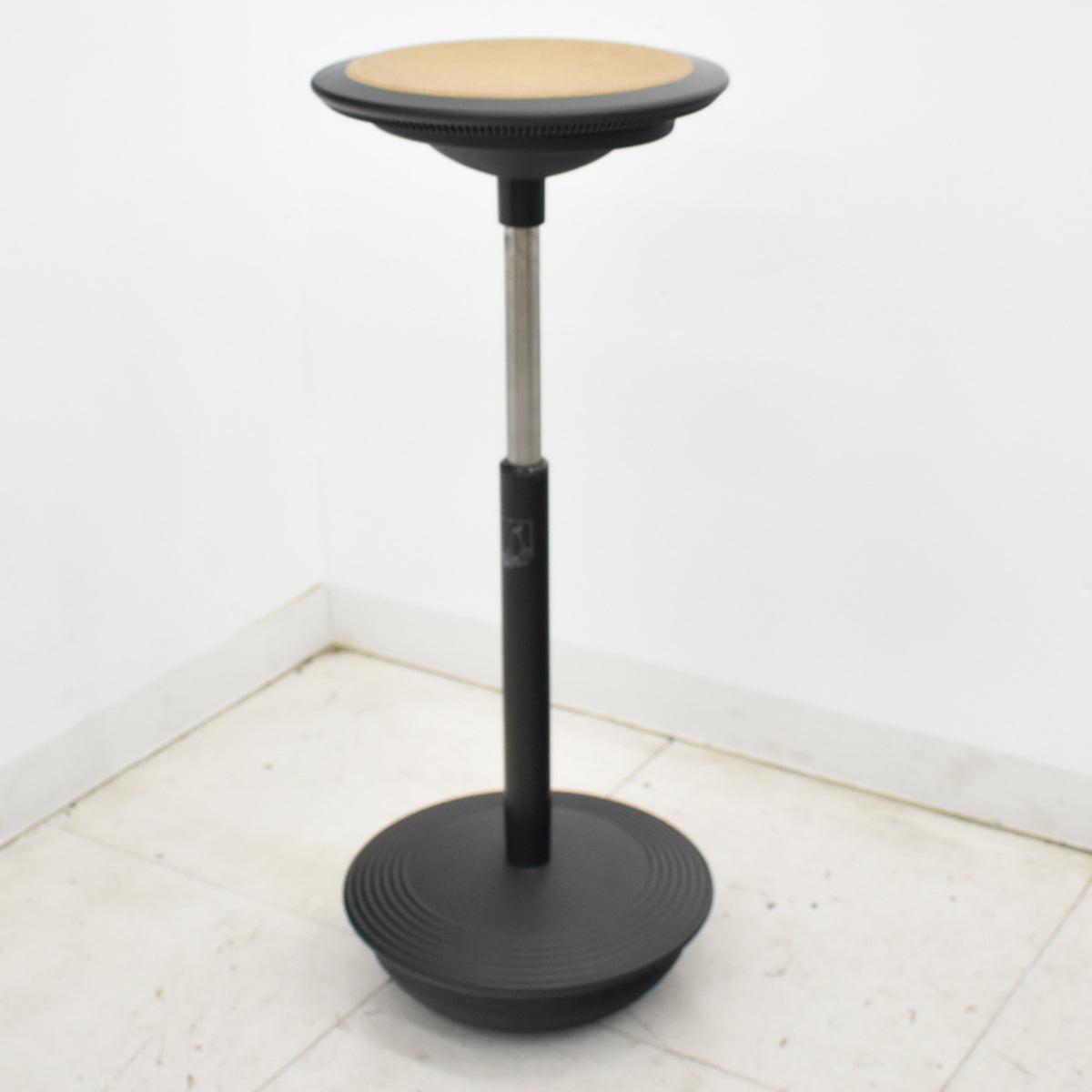 【中古】ウィルクハーン　スティッツ　コルク　2025101409【中古オフィス家具】