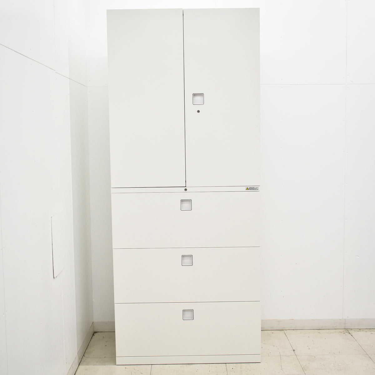 【中古】オカムラ　レクトライン　両開き＋３段ラテラル　ユニット書庫　幅900　2025101410【中古オフィス家具】