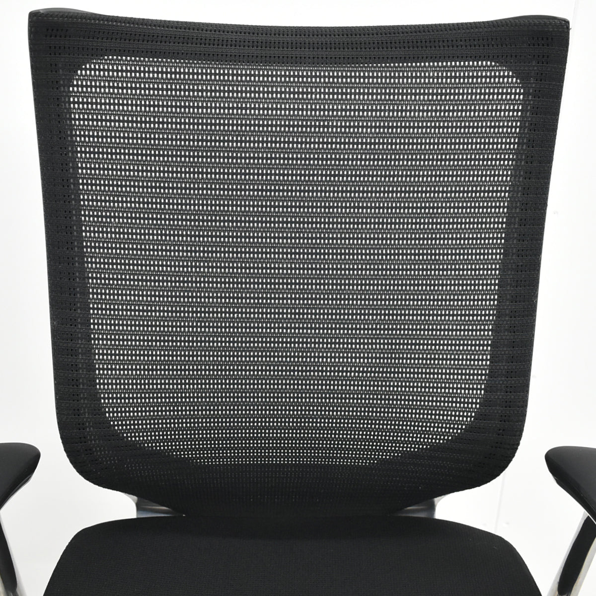 【中古】オカムラ　バロン　ハイバック　固定肘　ポリッシュ　2025101413【中古オフィス家具】