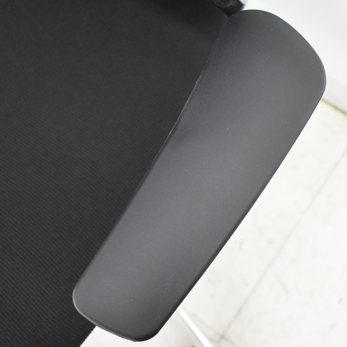 【中古】オカムラ　バロン　ハイバック　固定肘　ポリッシュ　2025101413【中古オフィス家具】