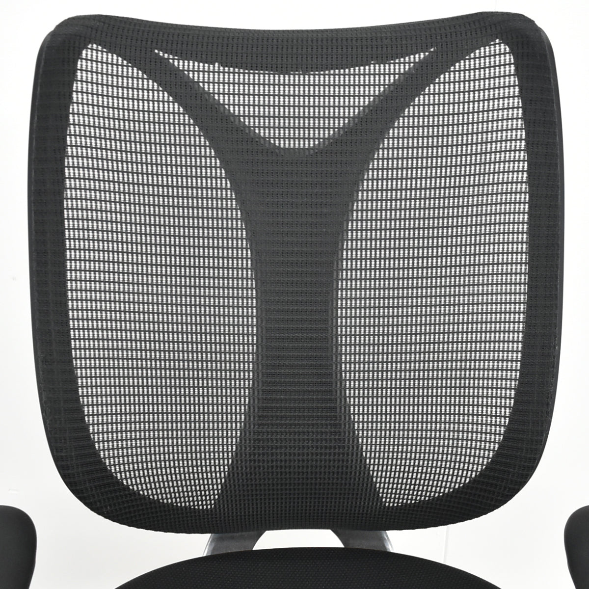 【中古】オカムラ　サブリナ　スマートオペレーション　可動肘　ポリッシュ脚　前傾機能なし　2025101603【中古オフィス家具】【中古】