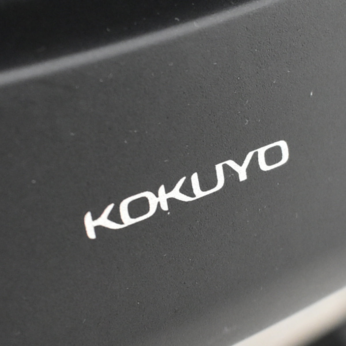 【中古】 コクヨ　フォスターカリノ　固定肘　ポリッシュ脚　ランバーサポート　2025101604【中古オフィス家具】