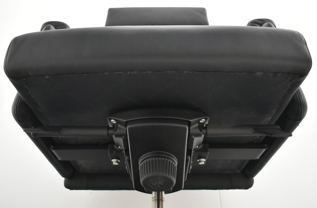 【中古】ウォルター・ノル　JASON　エグゼクティブチェア　総革張り　ブラック　2025102002【中古オフィス家具】