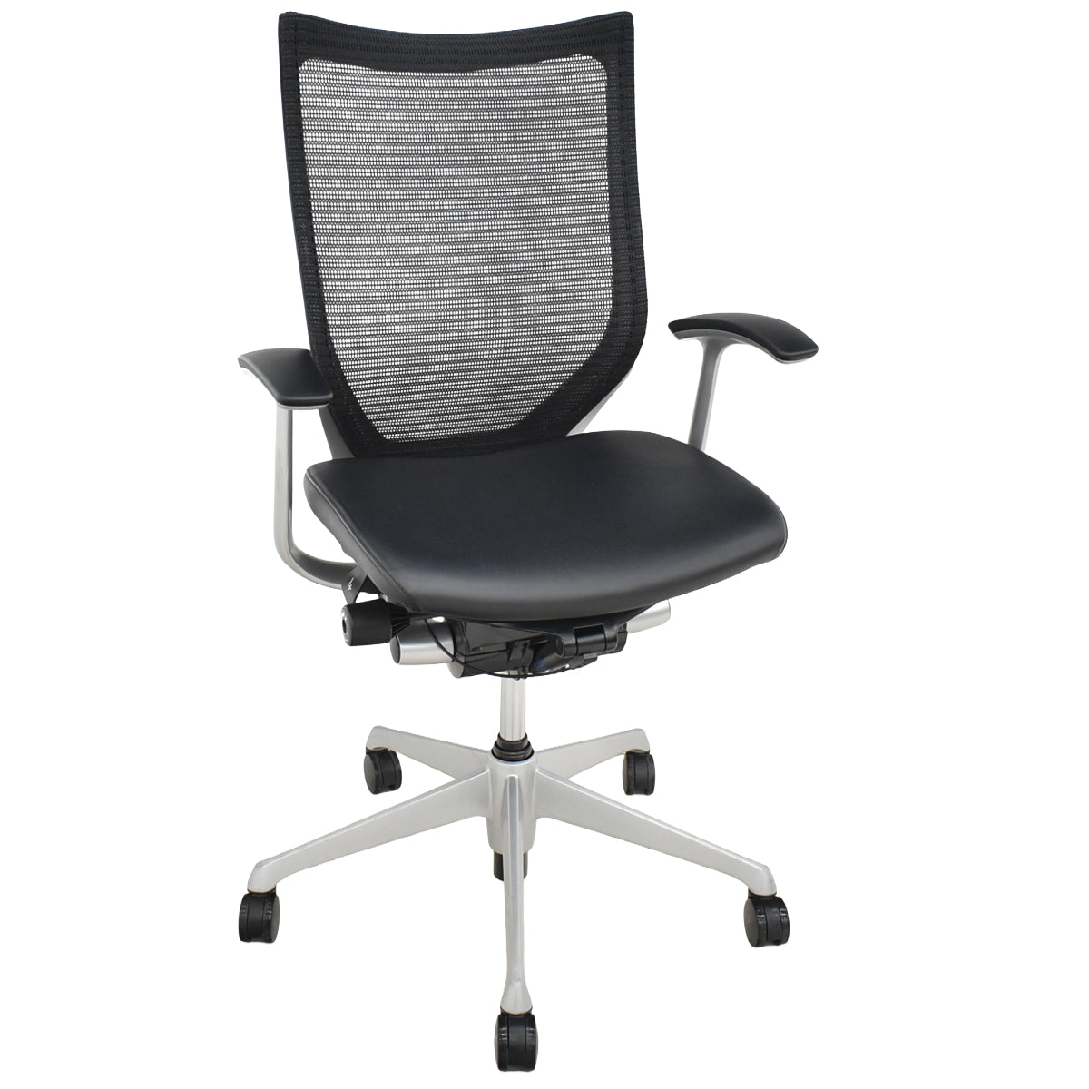 【中古】オカムラ　バロン　ハイバック　固定肘（新品交換済）革張り　シルバー脚　2025102305【中古オフィス家具】