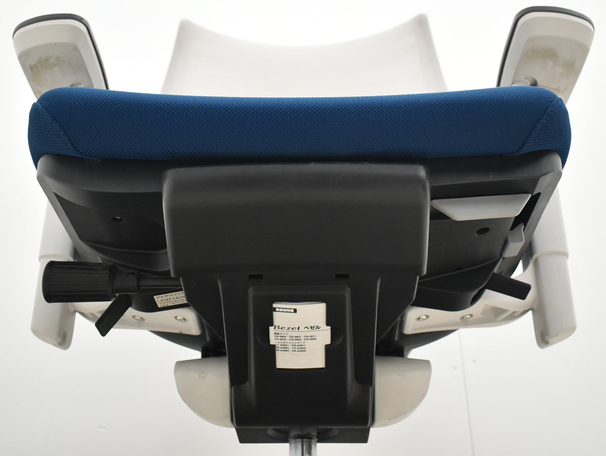 【中古】コクヨ　ベゼル　可動肘（クランクスライドアーム）ハンガー　ポリッシュ　2025110607【中古オフィス家具】