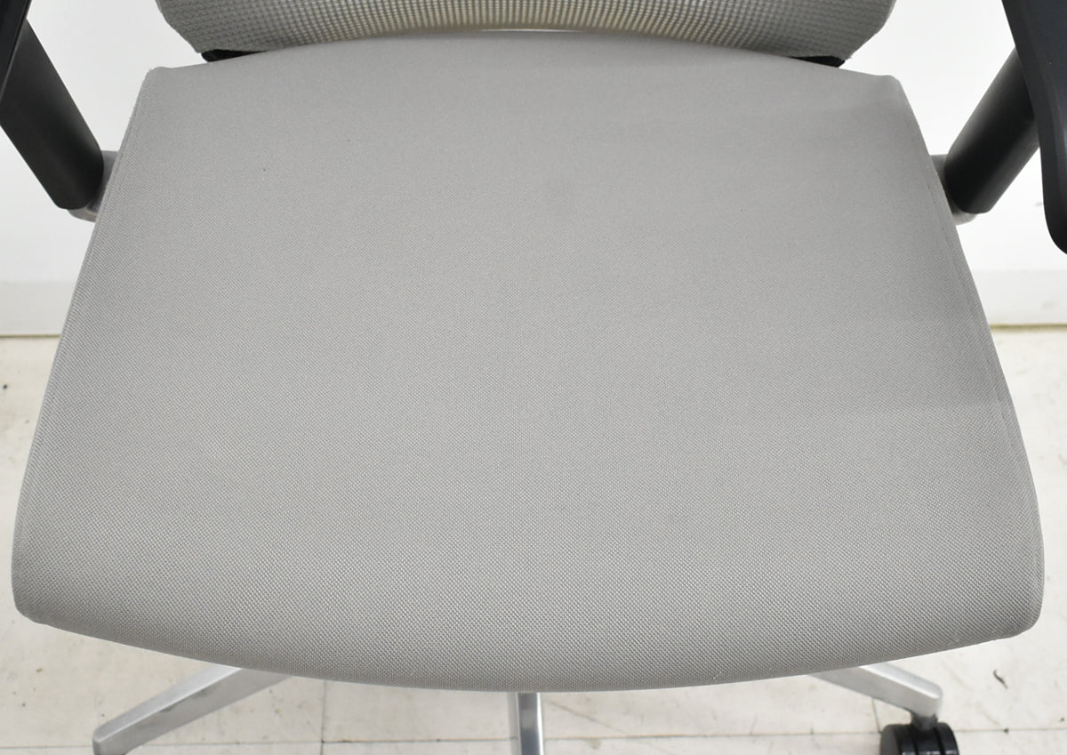 【中古】イトーキ　ヴェント　ハイバック　可動肘　オートマチックランバーテンション　ポリッシュ　ハンガー　2025110702【中古オフィス家具】