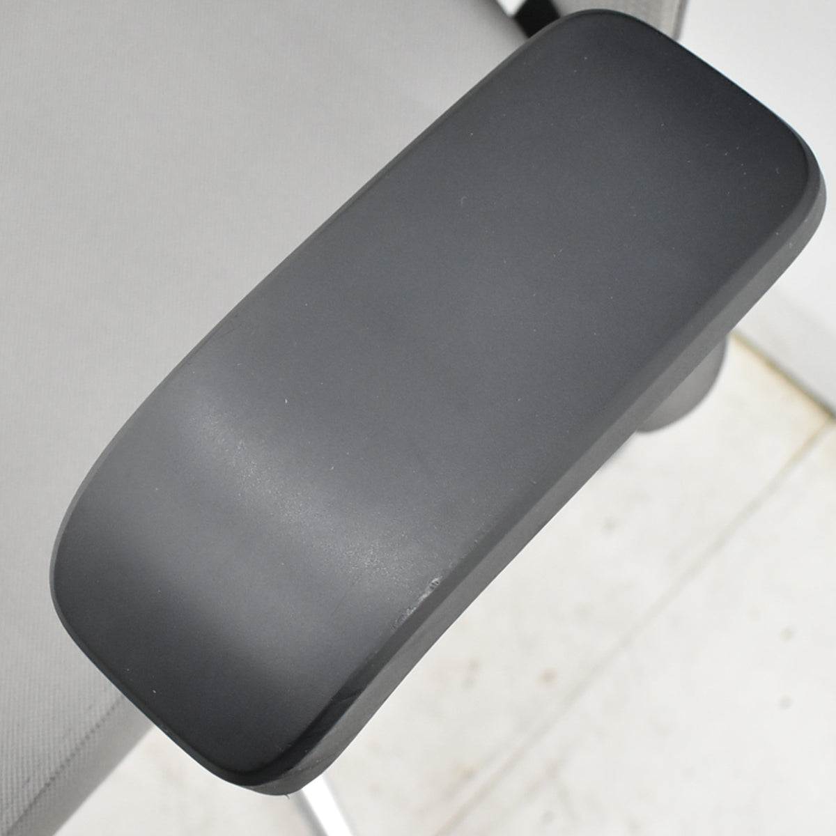 【中古】イトーキ　ヴェント　ハイバック　可動肘　オートマチックランバーテンション　ポリッシュ　ハンガー　2025110702【中古オフィス家具】