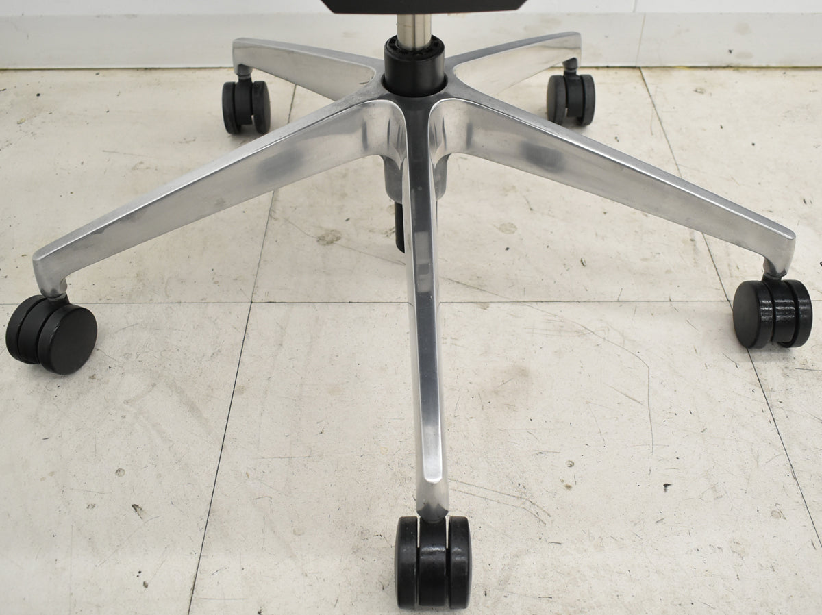 【中古】イトーキ　ヴェント　ハイバック　可動肘　オートマチックランバーテンション　ポリッシュ　ハンガー　2025110702【中古オフィス家具】