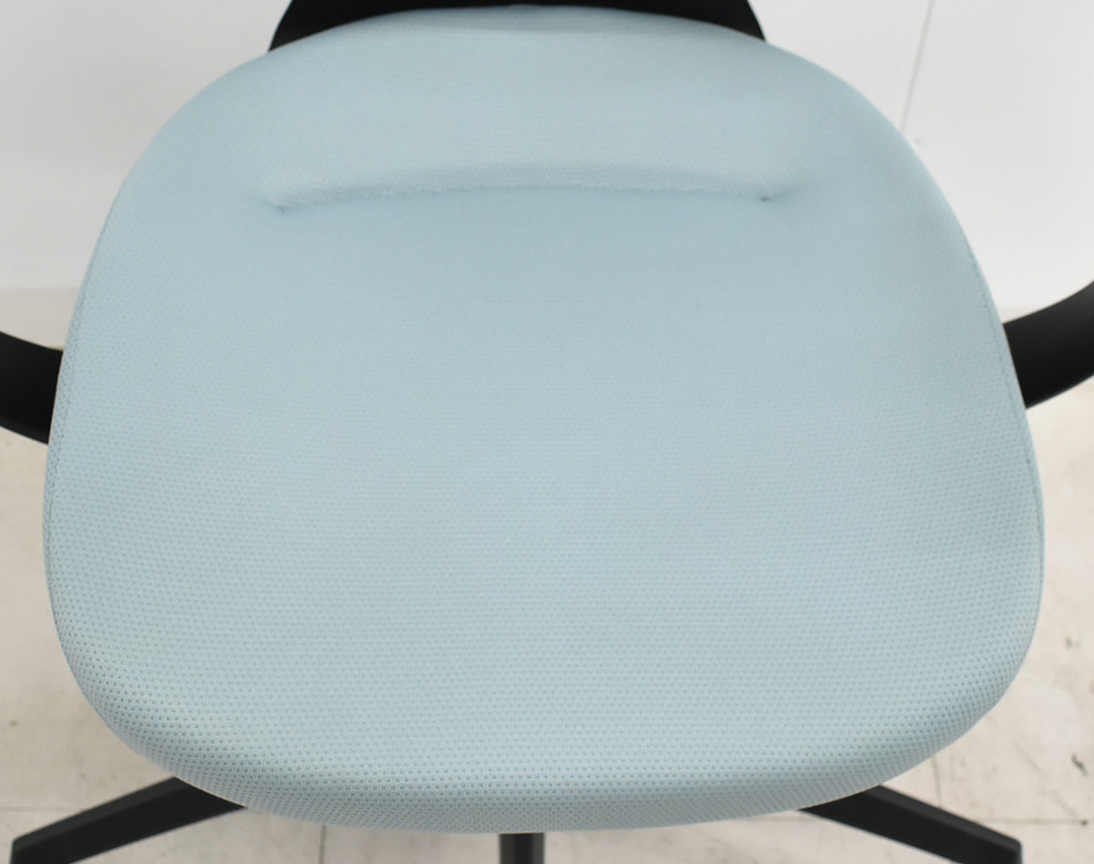 【中古】コクヨ　イング　固定肘　バーチカルタイプ　2021年製　2025110703【中古オフィス家具】