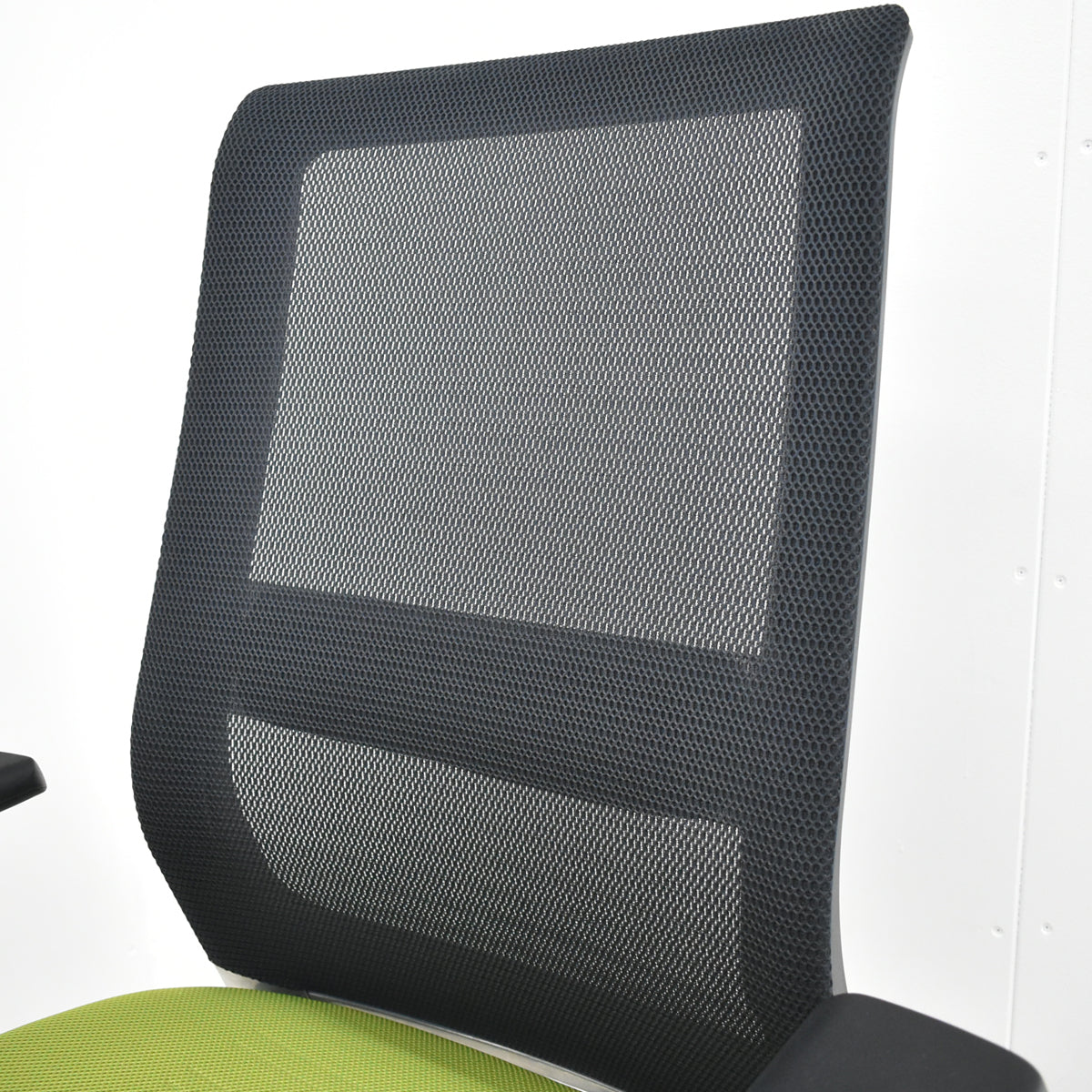 【中古】コクヨ　エアフォート　可動肘　エアランバーサポート　ポリッシュ　2025111001【中古オフィス家具】