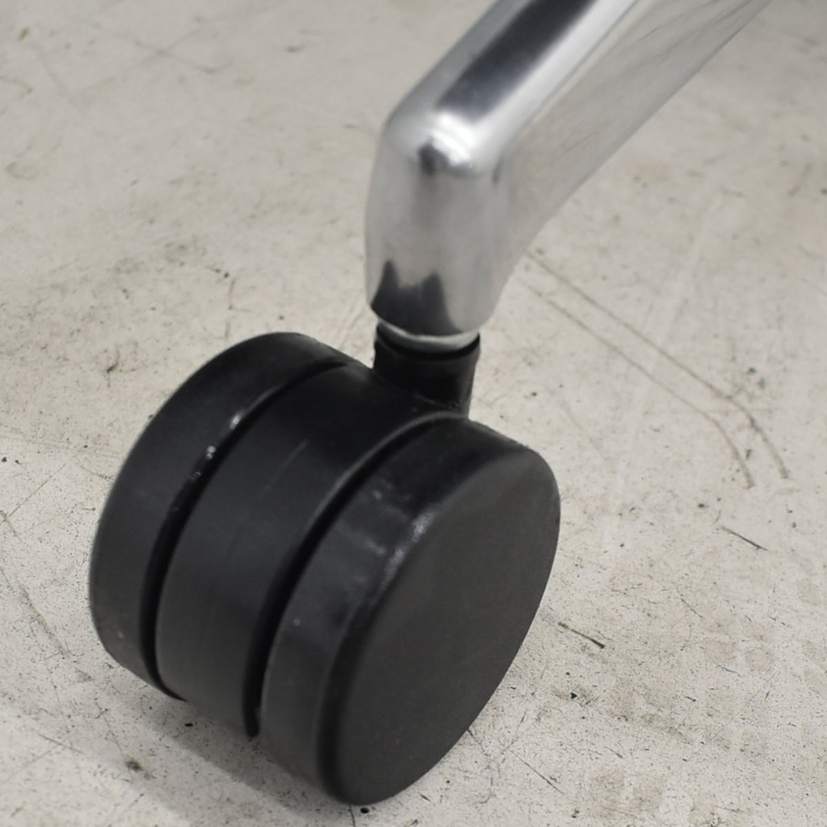 【中古】コクヨ　エアフォート　可動肘　エアランバーサポート　ポリッシュ　2025111001【中古オフィス家具】