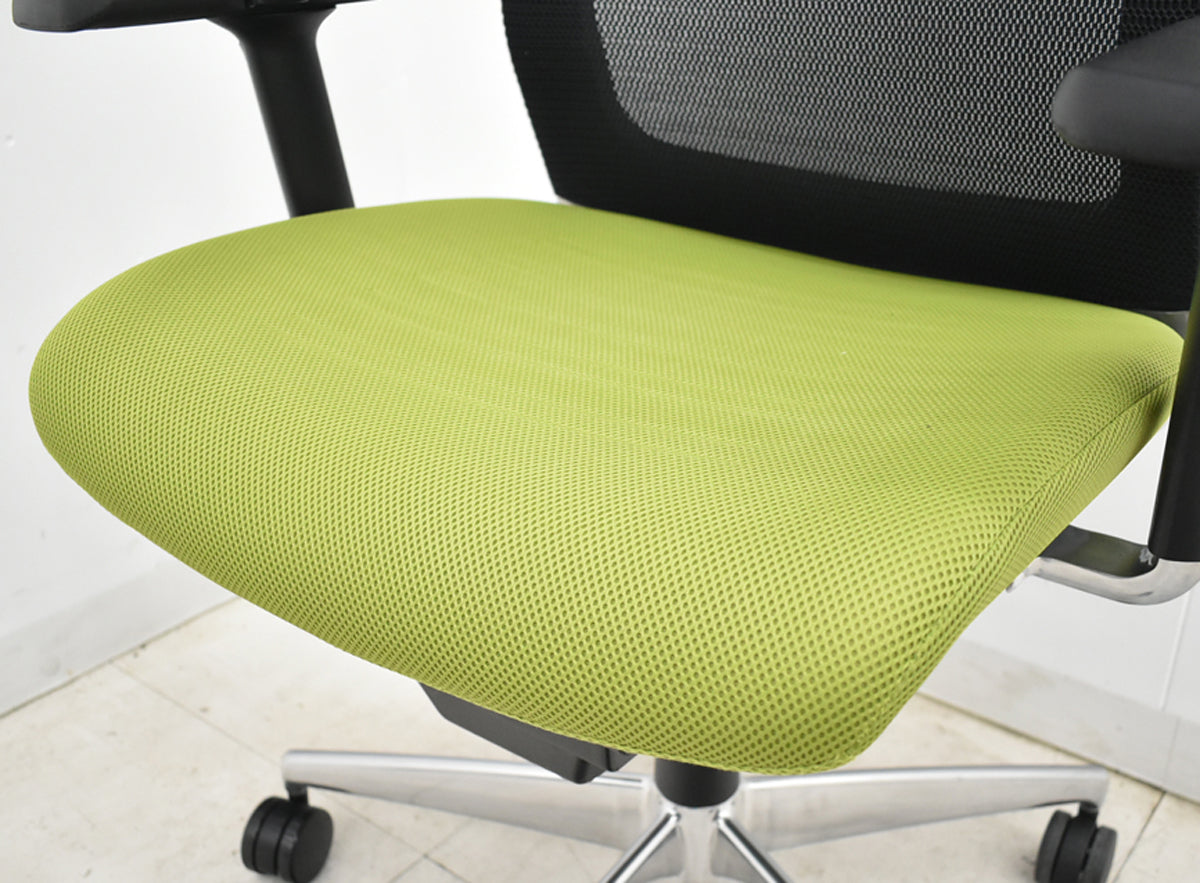 【中古】コクヨ　エアフォート　可動肘　エアランバーサポート　ポリッシュ　2025111002【中古オフィス家具】