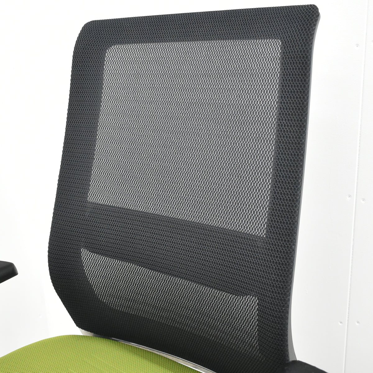 【中古】コクヨ　エアフォート　可動肘　エアランバーサポート　ポリッシュ　2025111002【中古オフィス家具】